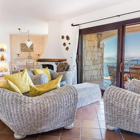 Luxury Vista Mare E Piscina Tra Le Rocce Villa Cala Bitta